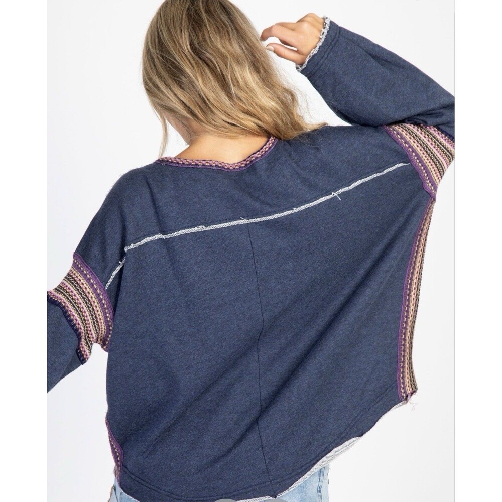 Natural Life Boho Oversized Knit Trim Blue Sweatshirt Size Large/XL - Picture 2 of 11